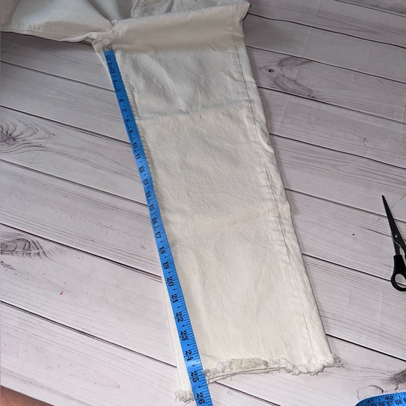 LOFT Off-White Denim Pants - Picture 7 of 8